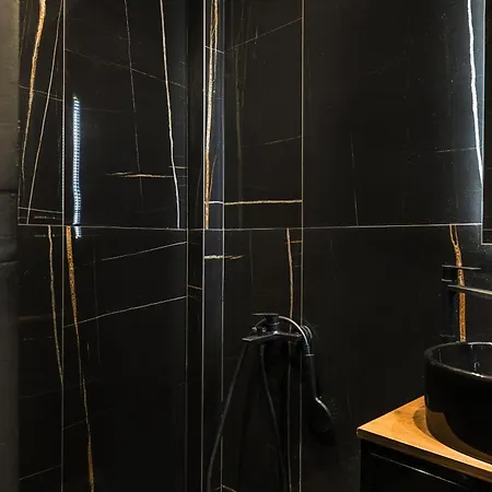 Apartamento Black Frame - 5 Min From Metro